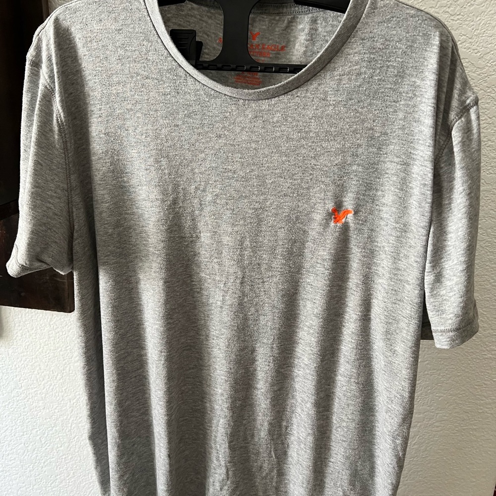 American Eagle T Shirt